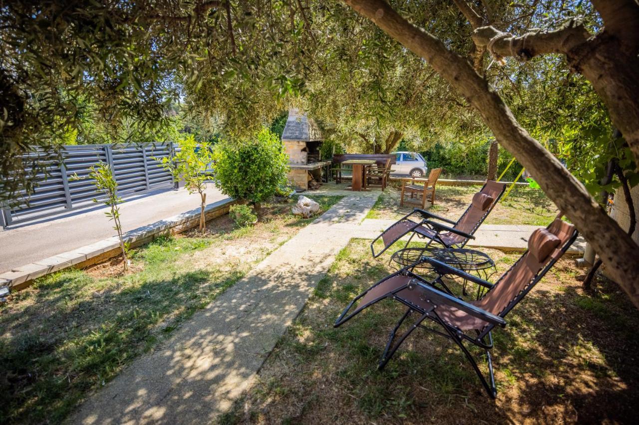 Apartments And A Room Ina Ζαντάρ Εξωτερικό φωτογραφία