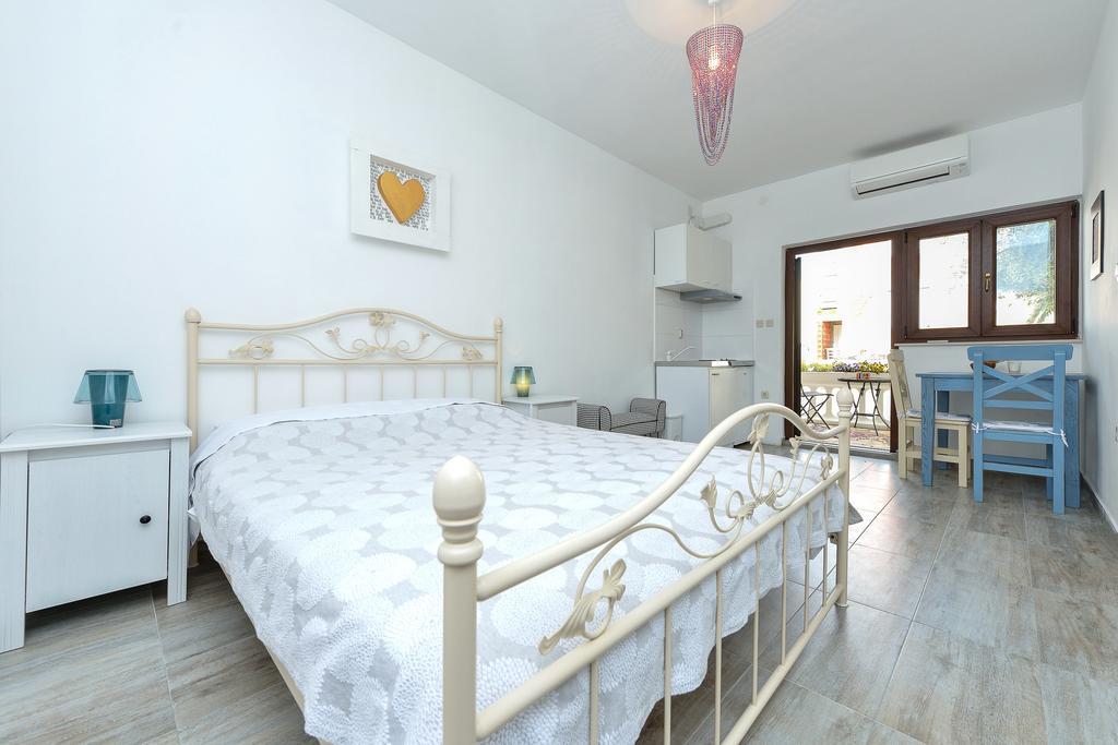 Apartments And A Room Ina Ζαντάρ Εξωτερικό φωτογραφία